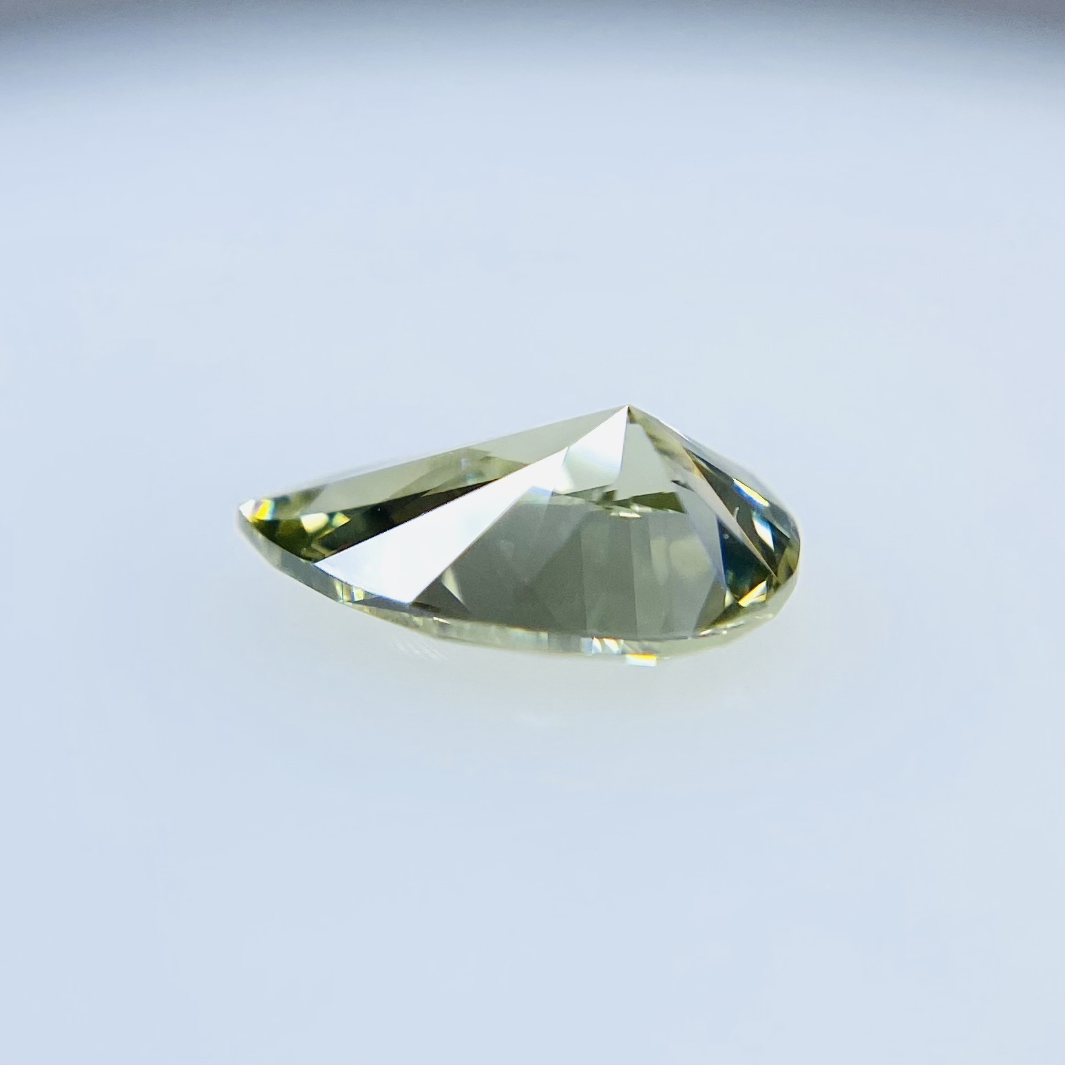 カメレオン！FANCY DARK GRAY YELLOWISH GREEN 0.412ct PS/RT1546/CGL