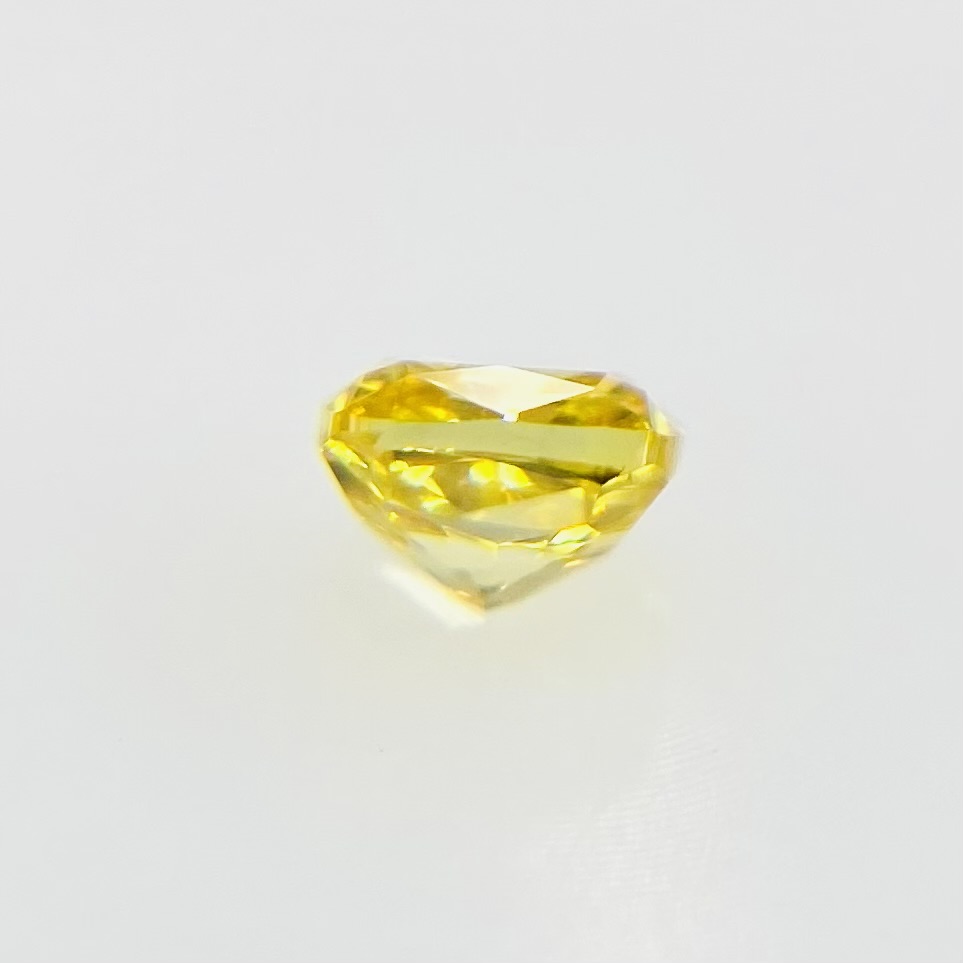 FANCY VIVID YELLOW 0.184ct X/RT2045/CGL-