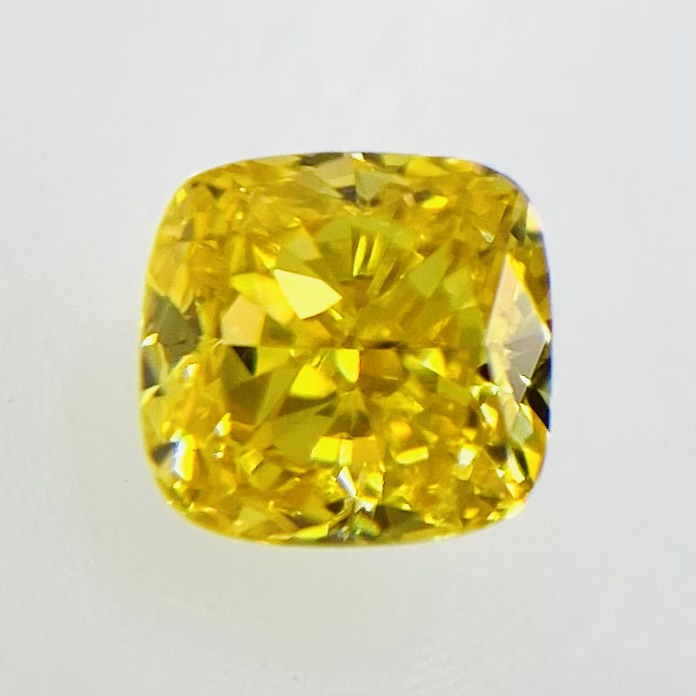 FANCY VIVID YELLOW 0.184ct X/RT2045/CGL-